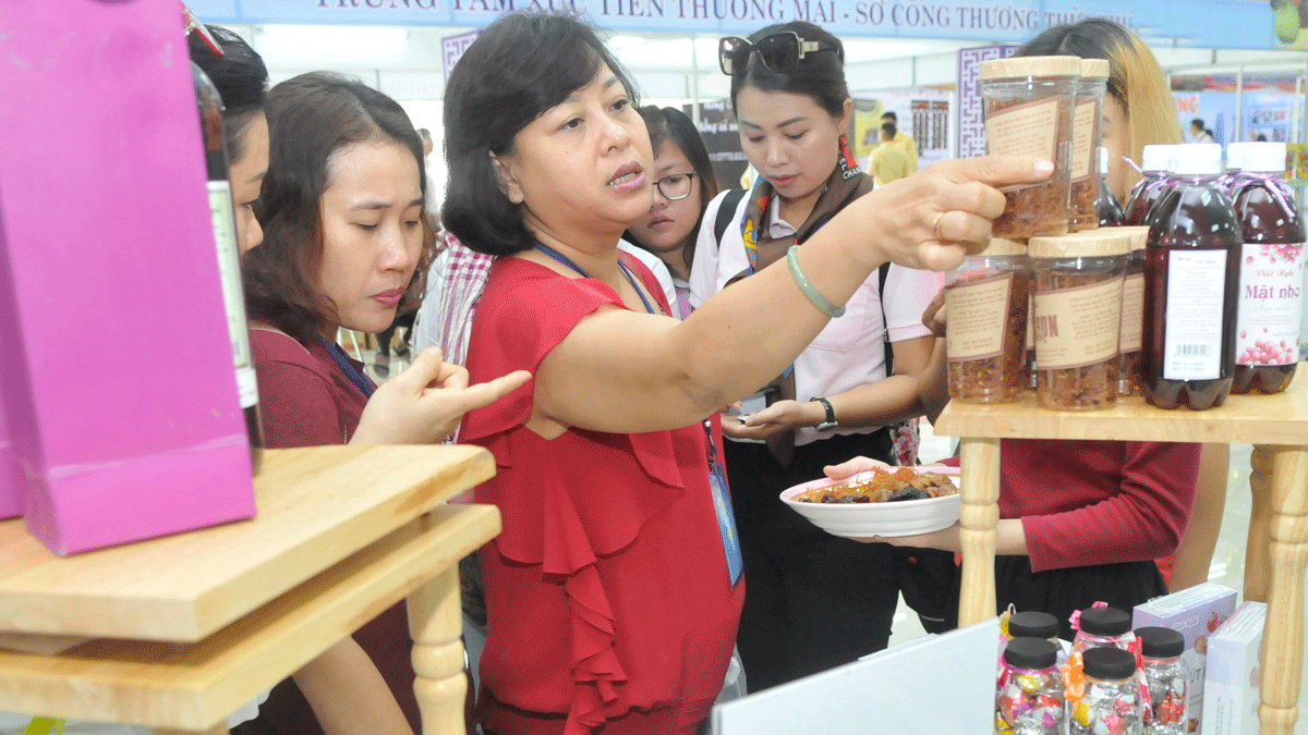 Lúng túng bảo vệ quyền lợi người tiêu dùng ảnh 1