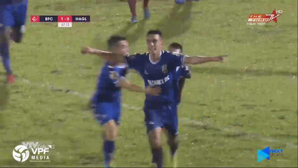Becamex Bình Dương - HAGL 3-0: Tiến Linh tỏa sáng, trọng tài sai khi công nhận bàn thắng Hồ Sỹ Giáp