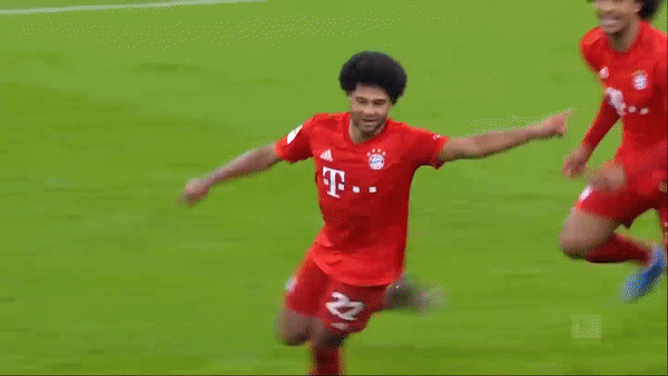 Bayern Munich - Wolfsburg 2-0: Lewandowski tịt ngòi, Zirkzee, Gnabry lập công