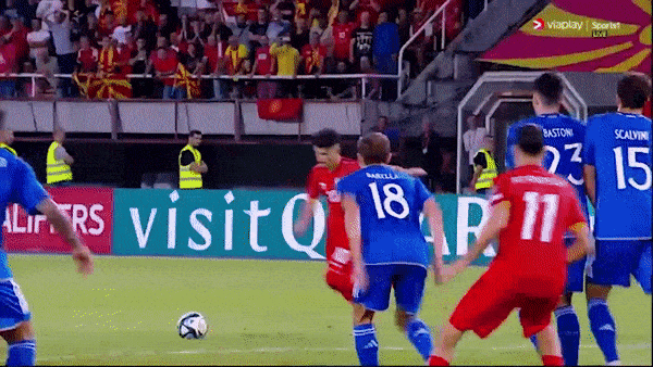 Bắc Macedonia vs Italy 1-1: Barella bật xà ngang, Ciro Immobile sút bồi ghi bàn, Enis Bardhi vẽ siêu phẩm hạ Donnarumma