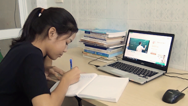 TPHCM dạy trực tuyến bậc tiểu học trong 10 tuần đầu năm học mới
