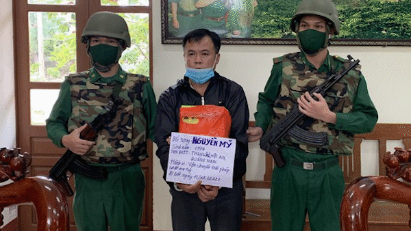 Vây bắt nghi phạm vận chuyển 3kg ma túy đá vào Đà Nẵng