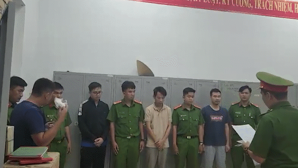 Bắt giam Phó Tổng Giám đốc Công ty Tiên Phong đưa hối lộ cho các đăng kiểm viên