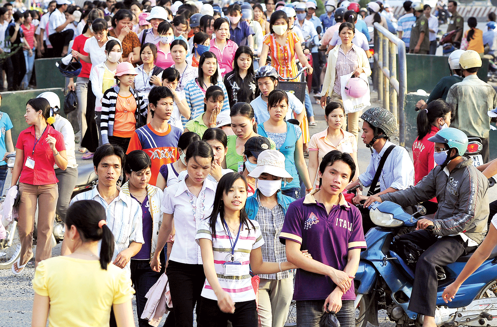 HCMC authorities to issue over $1.7 million loan on creating jobs