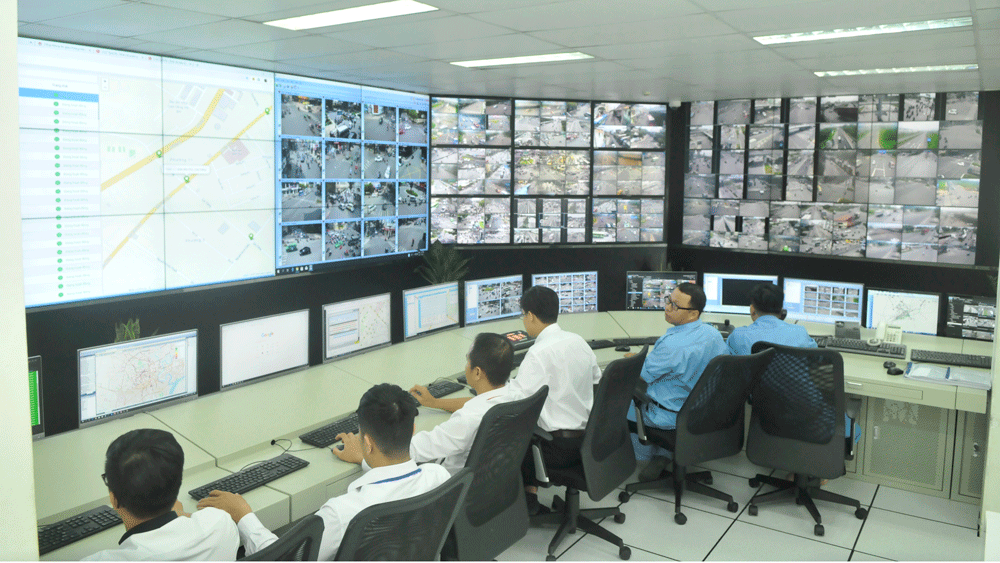 Traffic monitoring and control center (Photo: SGGP)
