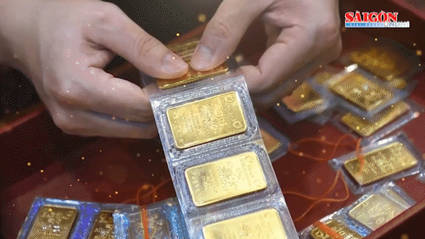 Lần đầu tiên, vàng nhẫn 9999 mắc hơn vàng SJC