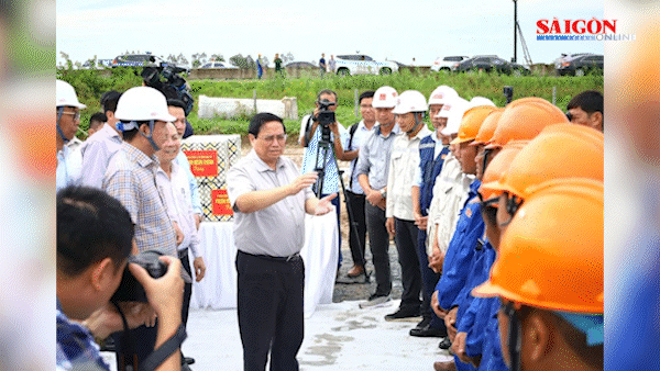 Thủ tướng Phạm Minh Chính kiểm tra Dự án cao tốc Châu Đốc – Cần Thơ – Sóc Trăng