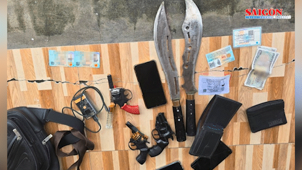 3 thanh thiếu niên mang súng, dao đi cướp ở Tiền Giang
