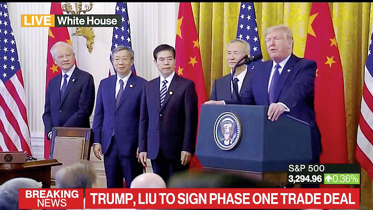 Lễ ký kết thỏa thuận thương mại giai đoạn 1 giữa Mỹ và Trung Quốc tại Nhà Trắng, thủ đô Washington (Mỹ)