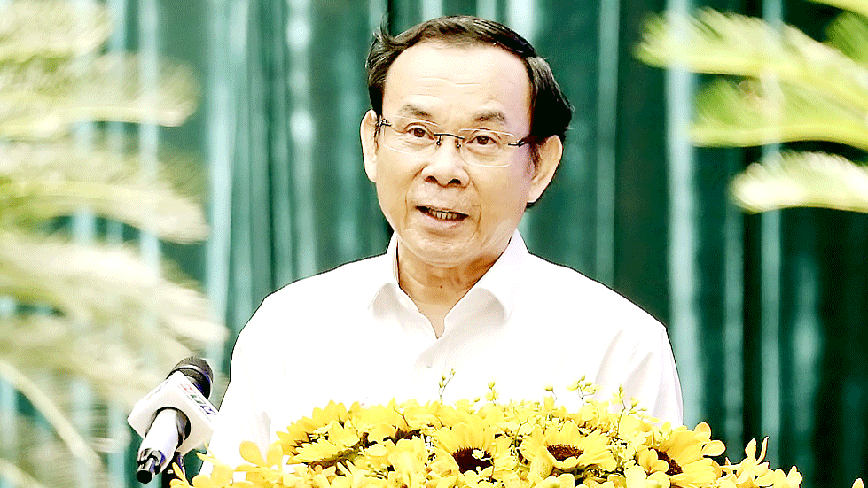 Bí thư Thành ủy TPHCM Nguyễn Văn Nên phát biểu chỉ đạo hội nghị. Ảnh: HOÀNG HÙNG