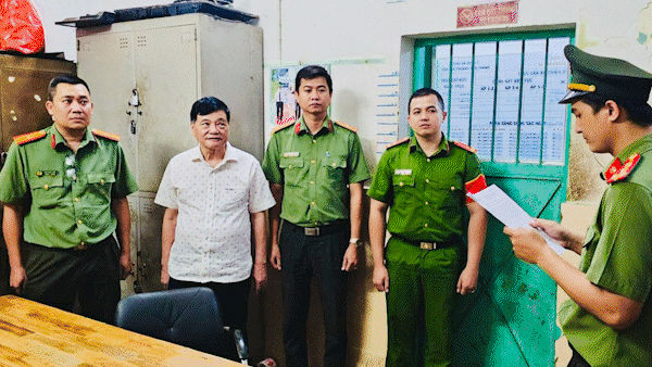 Ông Nguyễn Công Khế bị bắt vì khu đất số 151 - 155 Bến Vân Đồn