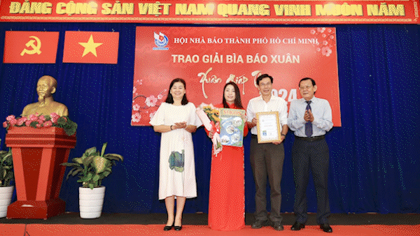Báo Sài Gòn Giải Phóng nhận giải Nhất - Giải Bìa báo xuân TPHCM 2024