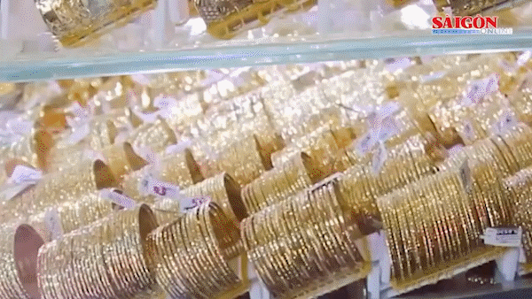 Vàng trong nước sáng 21-2 giữ đà tăng theo giá vàng thế giới