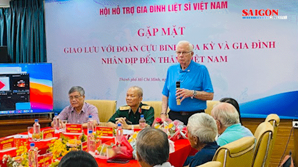 Hội Hỗ trợ gia đình liệt sĩ Việt Nam gặp mặt Đoàn cựu binh Hoa Kỳ tại TPHCM