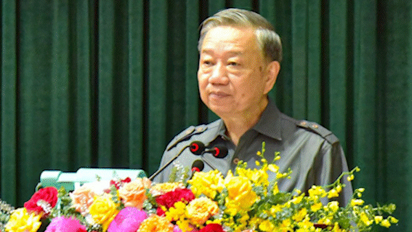 Chủ tịch nước Tô Lâm thăm và làm việc tại Lữ đoàn Công binh 25 