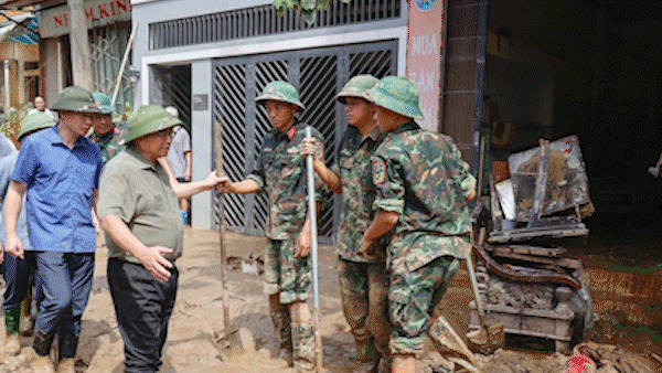 Thủ tướng Phạm Minh Chính chỉ đạo ứng phó, khắc phục hậu quả mưa lũ, thiên tai tại Yên Bái. Ảnh: VIẾT CHUNG