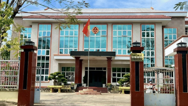 Hàng loạt giám đốc doanh nghiệp ở tỉnh Bình Phước bị đề nghị tạm hoãn đi nước ngoài 