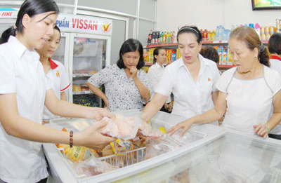 Mục tiêu “Tháng khuyến mãi”: Mua hàng rẻ, bán hàng tốt