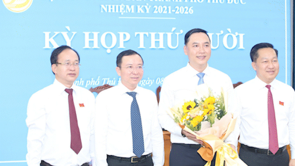 Đồng chí Mai Hữu Quyết được bầu giữ chức Phó Chủ tịch UBND TP Thủ Đức