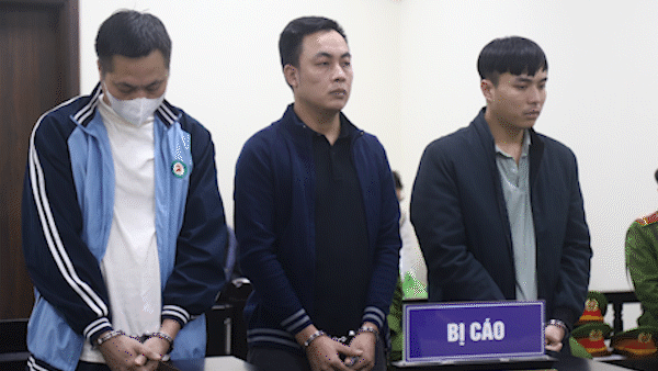 3 cựu công an bắn dê của dân lãnh từ 7-8 tháng tù