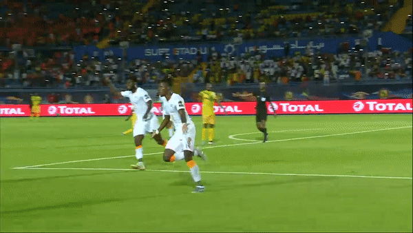 Africa Cup, Mali - Bở Biển Ngà 0-1: Wilfierd Zaha lập công hạ Mali