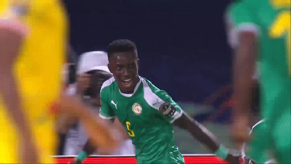 Africa Cup, Senegal - Benin 1-0: Gueye ghi bàn, Verdon thẻ đỏ, Senegal giành vé bán kết 