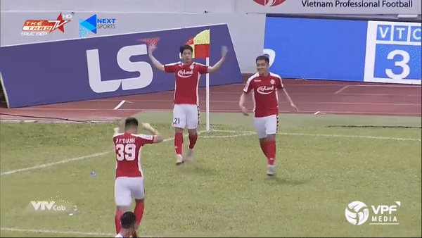 Quảng Ninh - TPHCM 0-3: Công Phượng chớp thời cơ, Balde, Viết Phú lập công, HLV Chung Hae-seong soán ngôi đầu V.League