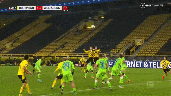Dortmund - Wolfsburg 2-0: Haaland tịt ngòi, Akanji, Sancho lóe sáng, HLV Edin Terzic lên vị trí thứ tư Bundesliga