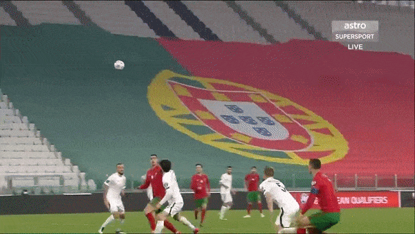 Bồ Đào Nha - Azerbaijan 1-0: Ronaldo kém duyên, Maksim Medvedev bất ngờ phản lưới nhà