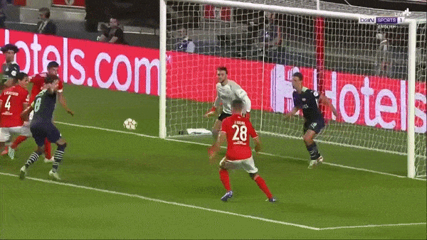 Benfica - PSV 2-1: Roman Yaremchuk kiến tạo, Rafa Silva tỏa sáng, Weigl ấn định chiến thắng lượt đi playoffs Champions League 