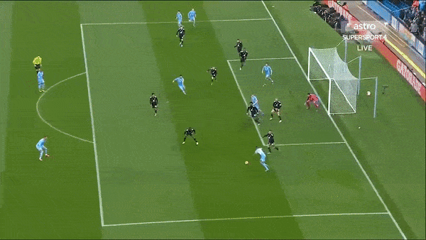 Manchester City vs Fulham 4-1: Carvalho sớm mở bàn nhưng Gundogan gỡ hòa, Stones ngược dòng, Mahrez tỏa sáng cú đúp