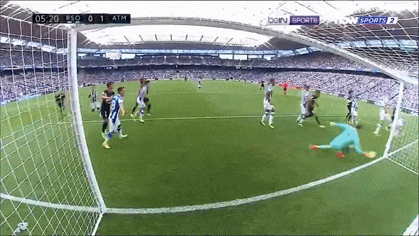 Sociedad vs Atletico Madrid 1-1: Yannick Carrasco sút bật cột dọc, Alvaro Morata sút bồi ghi bàn, David Silva kiến tạo, Umar Sadiq chia điểm đẹp mắt