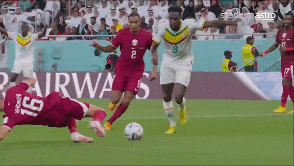 Qatar vs Senegal 1-3: Boulaye Dia chớp thời cơ mở bàn, Diedhiou, Dieng chiến thắng dễ dàng, Muntari ghi bàn danh dự cho chủ nhà World Cup