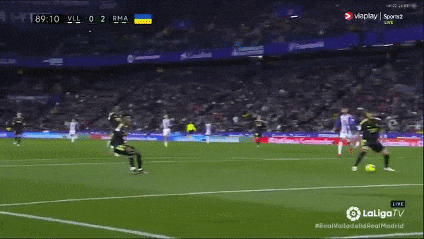 Valladolid vs Real Madrid 0-2: Sergio Leon bị thẻ đỏ, Benzema chớp thời cơ ghi cú đúp cuối trận, Real tạm vượt mặt Barca dẫn đầu LaLiga
