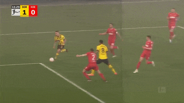 Borussia Dortmund vs Cologne 6-1: Guerreiro mở bàn, Haller, Reus đua tài ghi cú đúp, Malen chốt hạ chiến thắng 6 sao
