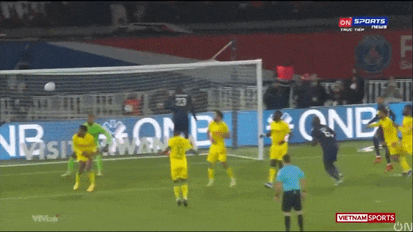 PSG vs Nantes 2-1: Mbappe mờ nhạt, Barcola mở bàn, Mohamed gỡ hòa, Kolo Muani chốt hạ chiến thắng