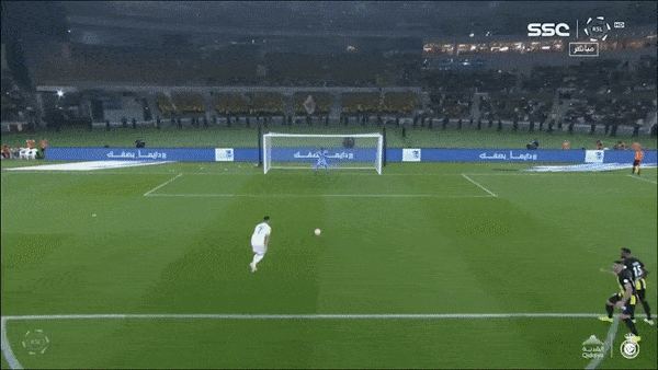 Al Ittihad vs Al Nassr 2-5: Benzema tịt ngòi, Hamdallah, Mane, Ronaldo ghi cú đúp nhờ penalty, Talisca góp công tiệc 7 bàn thắng