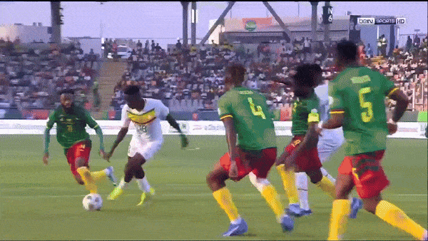 Senegal vs Cameroon 3-1: Lần lượt Ismaila Sarr, Habib Diallo, Sadio Mane bất ngờ hạ gục đối thủ, Castelletto ghi bàn danh dự