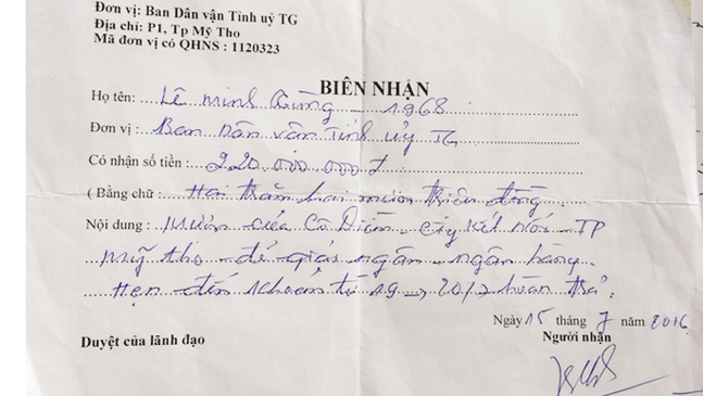 Biên nhận mượn tiền ông Lê Minh Tùng để tên đơn vị Ban Dân vận Tỉnh ủy Tiền Giang.
