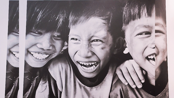 Nhiếp ảnh gia Trần Thế Phong ra mắt sách ảnh “Cười”: Mong muốn lan toả năng lượng tích cực