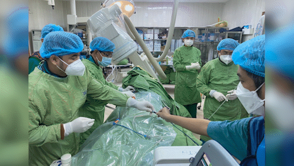Việt Nam có ca phẫu thuật đầu tiên thực hiện thành công kỹ thuật tạo nhịp tim từ bó his trái