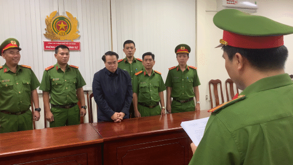Công an TPHCM bắt Cục trưởng Cục Đăng kiểm Việt Nam