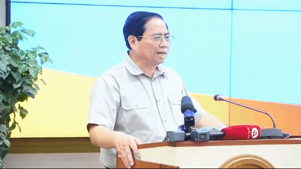 Thủ tướng Phạm Minh Chính: Các bộ, ngành chủ động phối hợp cùng TPHCM tháo gỡ khó khăn