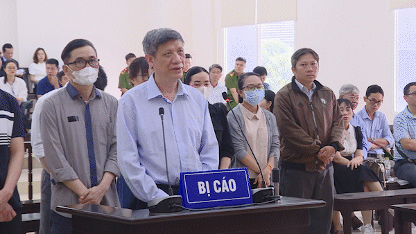 Xét xử phúc thẩm vụ Việt Á: Các bị cáo đưa thành tích, nộp tiền để xin giảm nhẹ hình phạt