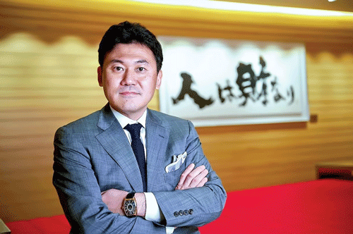 Hiroshi Mikitani, CEO Rakuten. Hiroshi Mikitani, CEO Rakuten.