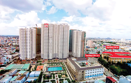 Căn hộ có giá từ 1,65-2 tỷ đồng, được trả chậm trong 5 năm (từ 9 triệu đồng/tháng/căn), hội tụ đủ ưu thế của căn hộ cao cấp, Him Lam Chợ Lớn đang là lựa chọn lý tưởng cho các gia đình 3 thế hệ. Căn hộ có giá từ 1,65-2 tỷ đồng, được trả chậm trong 5 năm (từ 9 triệu đồng/tháng/căn), hội tụ đủ ưu thế của căn hộ cao cấp, Him Lam Chợ Lớn đang là lựa chọn lý tưởng cho các gia đình 3 thế hệ.