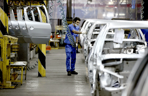 Iran và Nhật Bản có nhiều tiềm năng trong ngành công nghiệp sản xuất ô tô. Iran và Nhật Bản có nhiều tiềm năng trong ngành công nghiệp sản xuất ô tô.