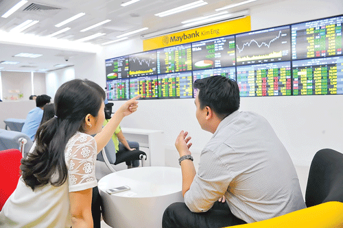 Tiền tiết kiệm đang dịch chuyển ảnh 1