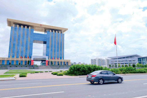 Xem ra TPM Bình Dương chỉ có duy nhất trung tâm hành chính tỉnh được xây dựng hoành tráng và đã đi vào hoạt động.