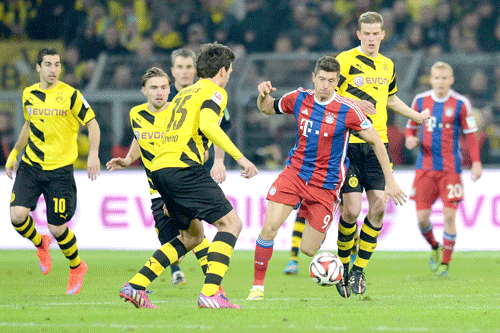 Vòng 8 Bundesliga sẽ nóng bỏng với trận “Klassiker” giữa Bayern Munich với Dortmund. Vòng 8 Bundesliga sẽ nóng bỏng với trận “Klassiker” giữa Bayern Munich với Dortmund.